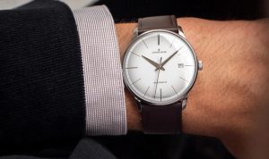 Die Junghans Meister Automatic lädt ein zu einer Zeitreise in die 1950er-Jahre